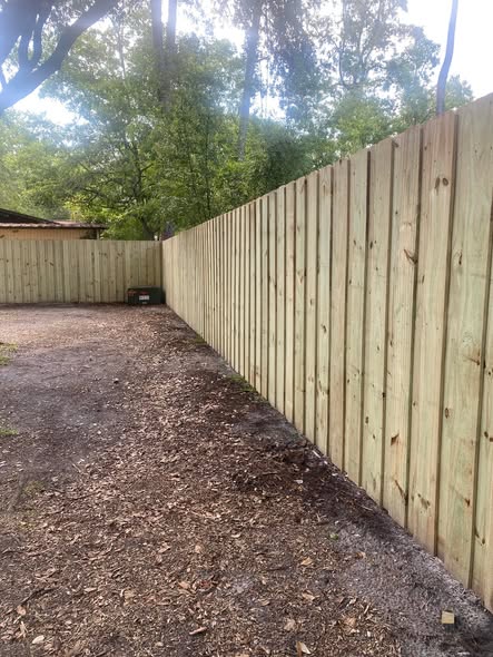 Wood Privacy fence installed by Southern Fencing LLC